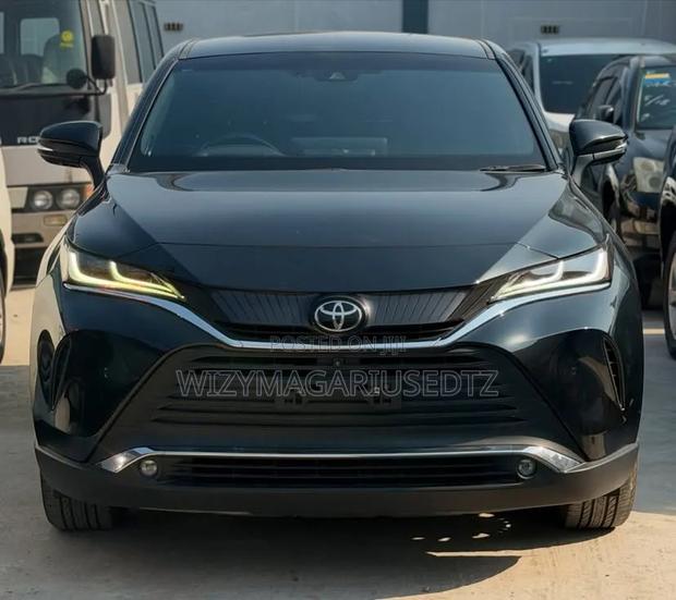 Toyota Harrier 2023 Matt Black
