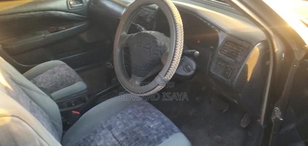 Toyota Carina 2001 Gray