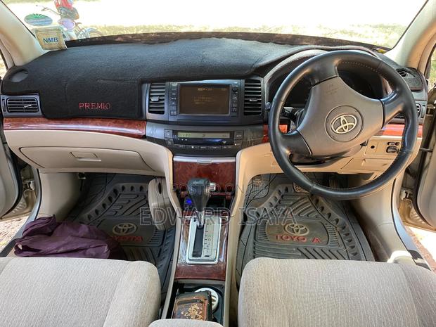 Toyota Premio 2005 Silver