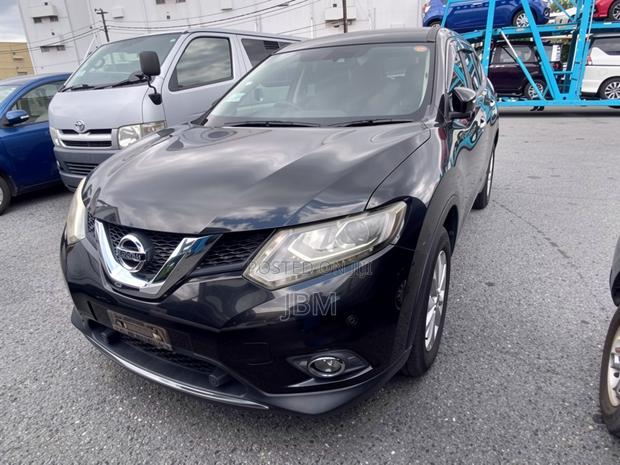 Nissan X-Trail 2.0 Petrol AWD 2016 Black
