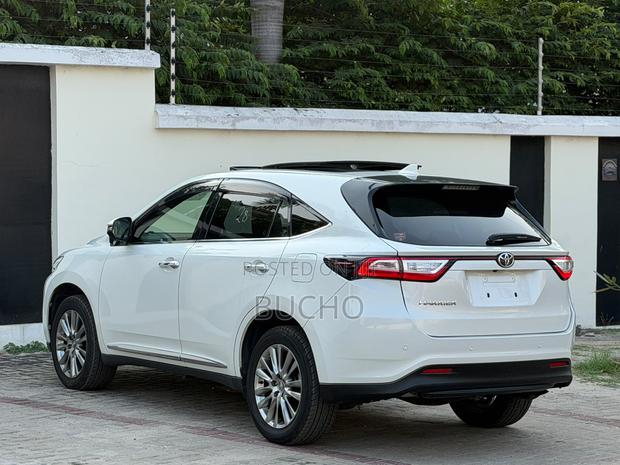 Toyota Harrier 2018 White