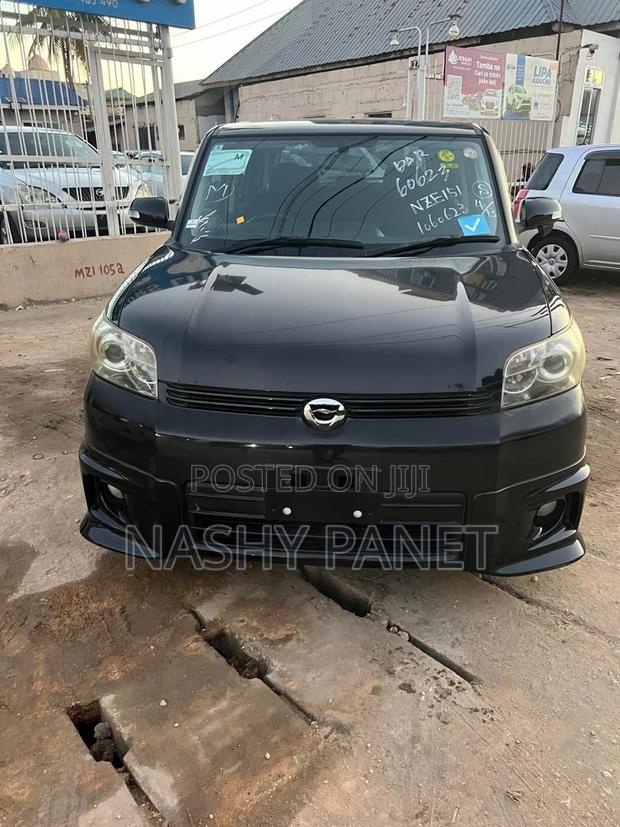 Toyota Corolla Rumion 2009 Black