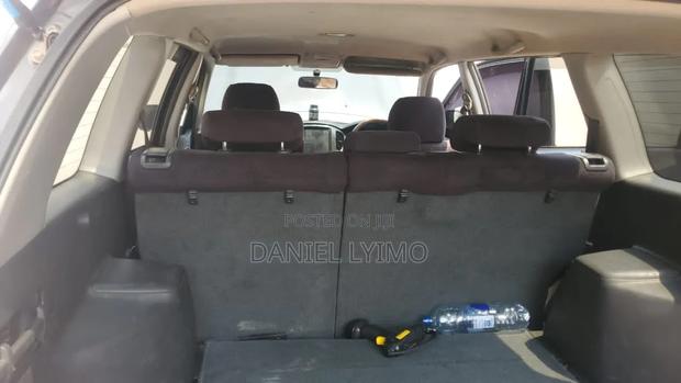 Toyota Kluger 2005 Gray