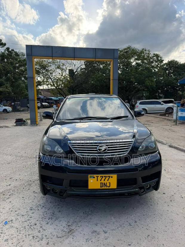Toyota Harrier 2004 Black