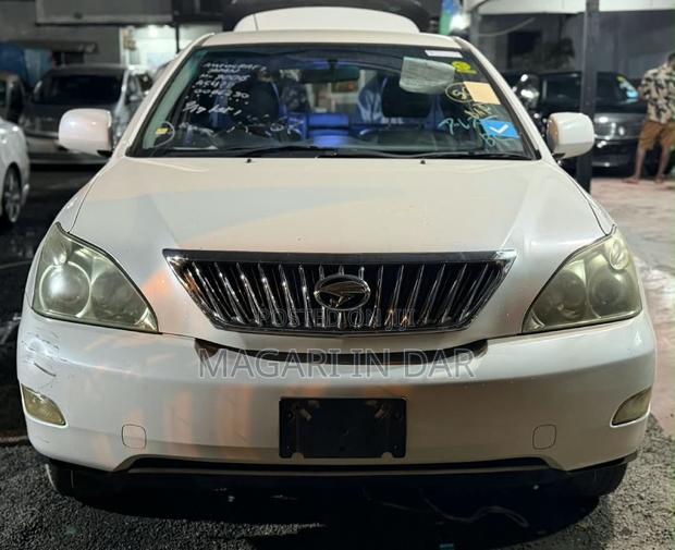 Toyota Harrier 2007 White