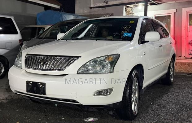 Toyota Harrier 2007 White