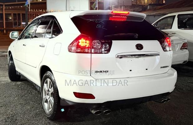 Toyota Harrier 2007 White