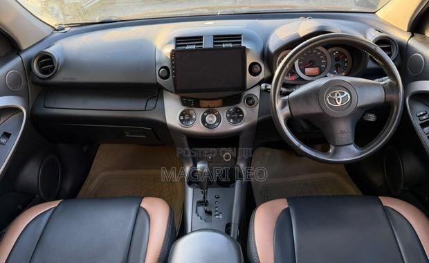 Toyota RAV4 2.4 2008 Black