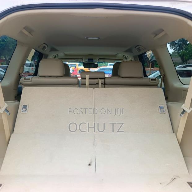 Toyota Land Cruiser Prado 2023 Gray