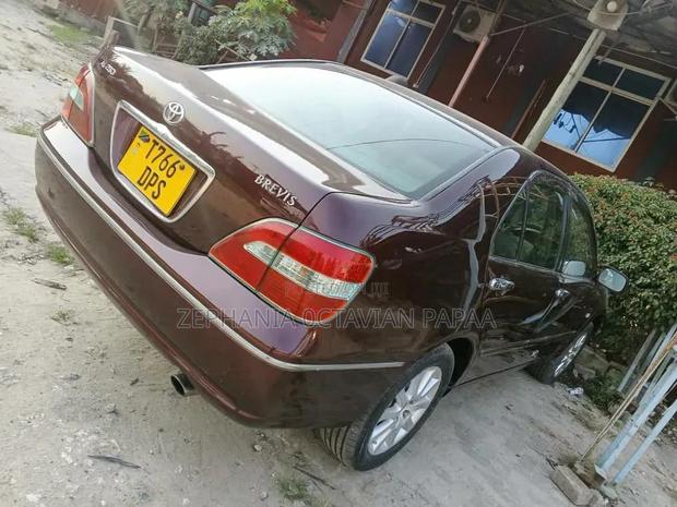 Toyota Brevis 2004 Maroon