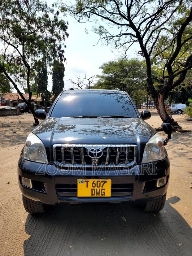Toyota Land Cruiser Prado 2006 Black
