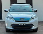 Toyota Harrier 2018 Off white for sale