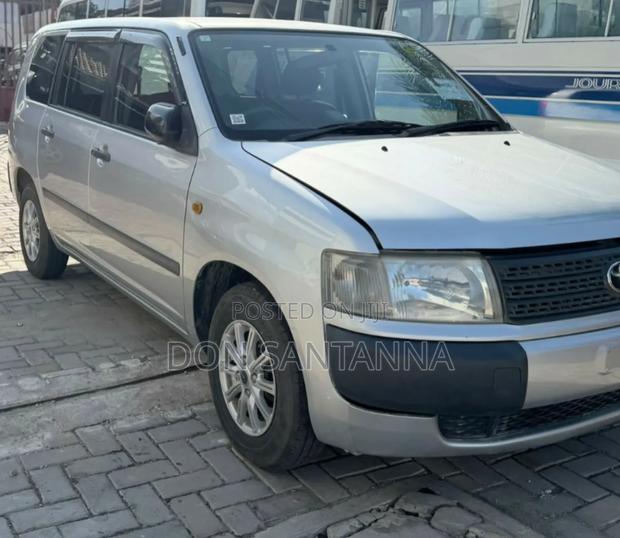 Toyota Probox 2006 Silver