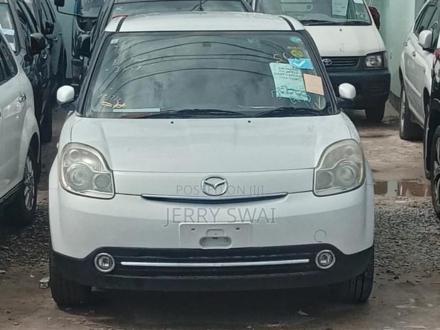 Mazda Verisa 2010 White