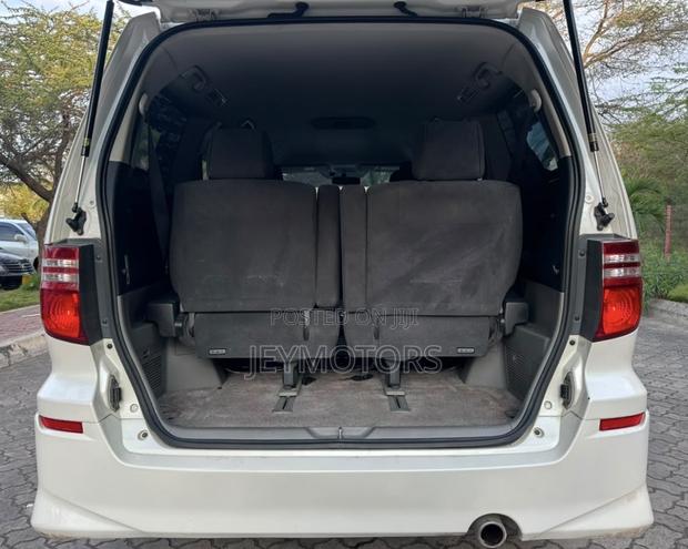 Toyota Alphard 2007 White
