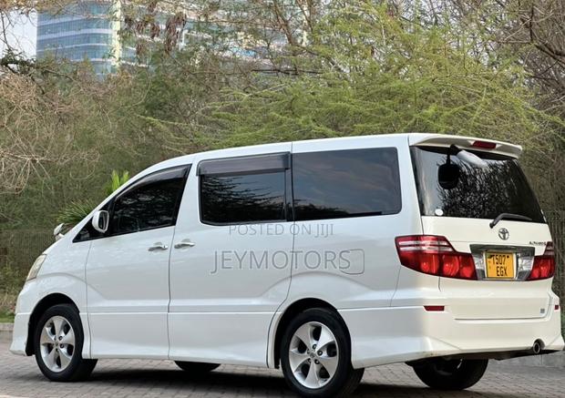 Toyota Alphard 2007 White