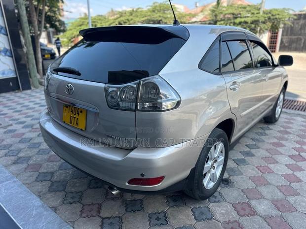 Toyota Harrier 2007 Silver