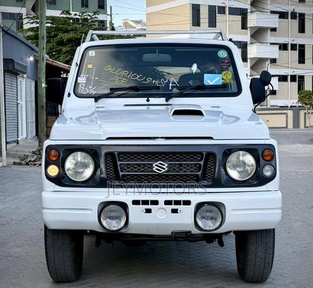 Suzuki Jimny 1996 White