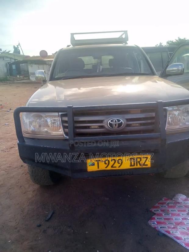 Toyota Land Cruiser 2007 Beige