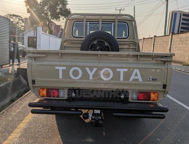 Toyota Land Cruiser 2024 Beige