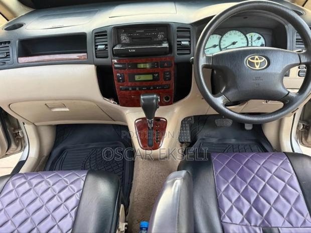 Toyota Corolla Spacio 2002 Silver