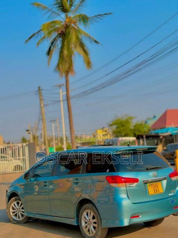 Toyota Wish 2008 Blue