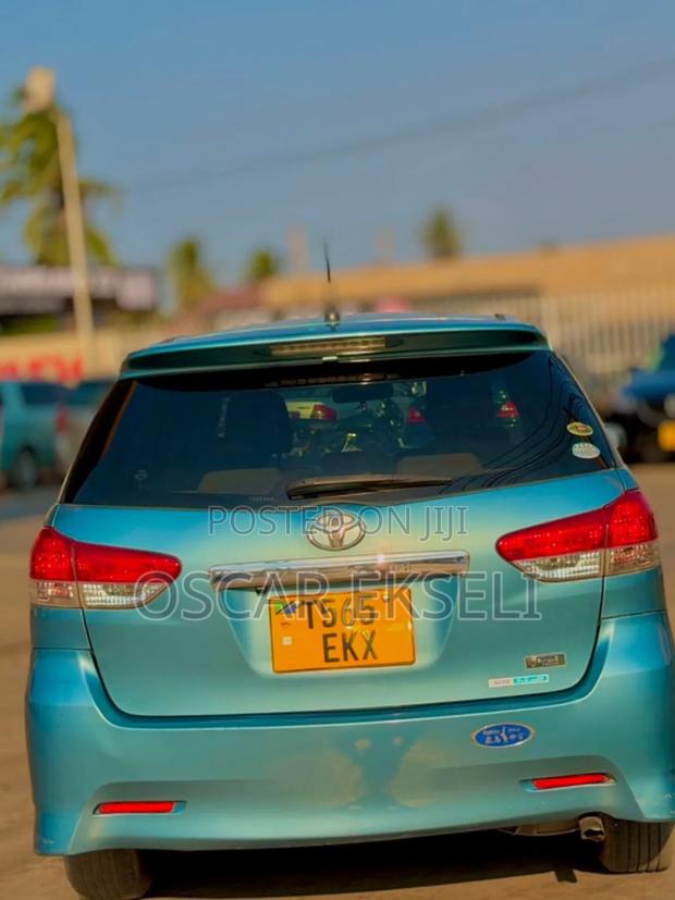 Toyota Wish 2008 Blue