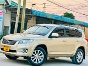 Toyota Vanguard 2010 Gold for sale