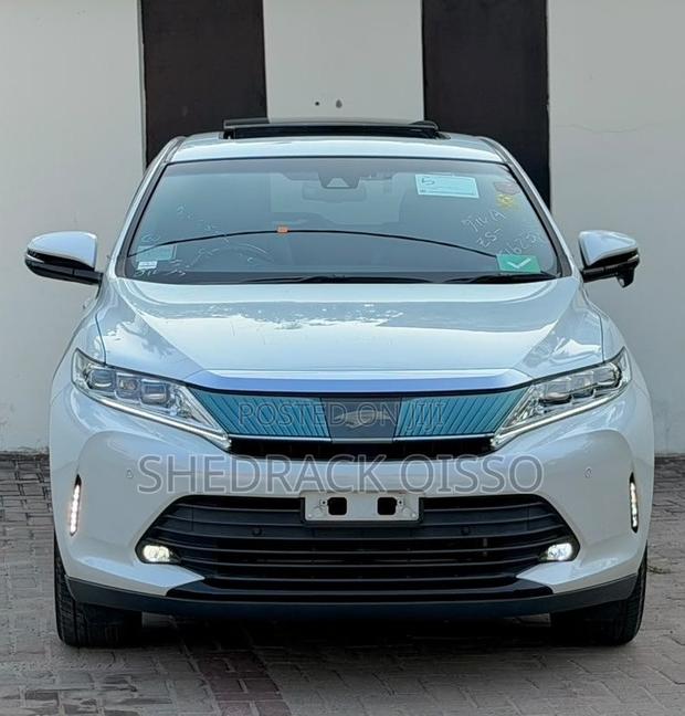 Toyota Harrier 2018 White
