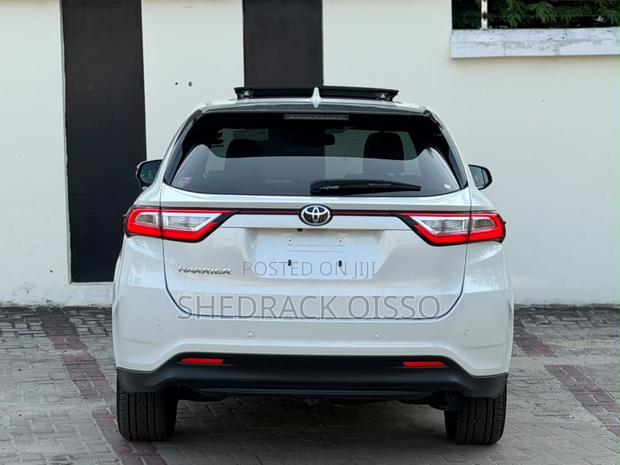Toyota Harrier 2018 White