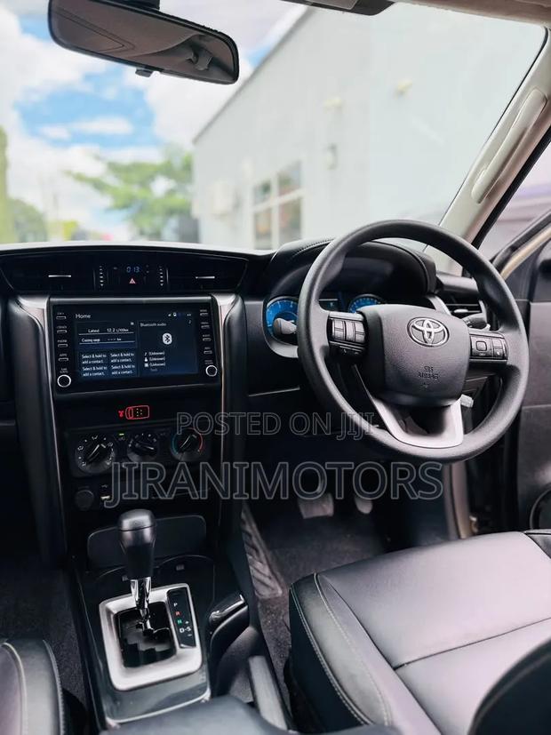 Toyota Fortuner 2023 Gray