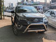 Toyota Fortuner 2018 Gray for sale