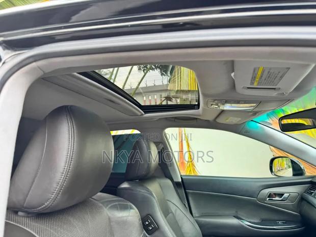 Toyota Crown 2008 Black
