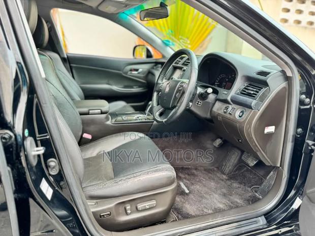 Toyota Crown 2008 Black