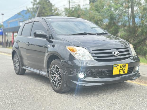 Toyota IST 2006 Black