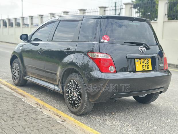 Toyota IST 2006 Black
