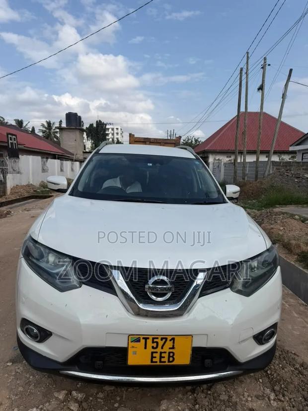 Nissan X-Trail 2014 Pearl