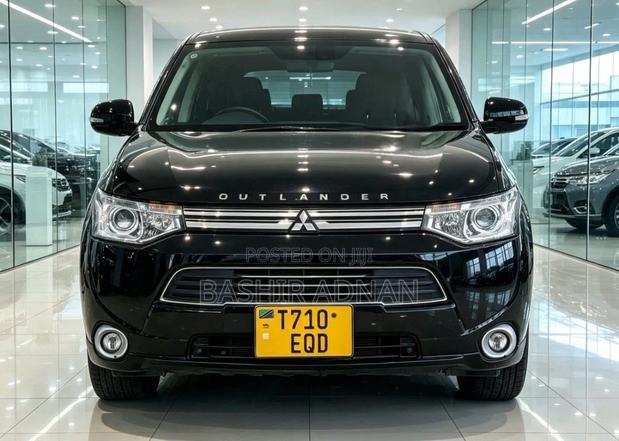 Mitsubishi Outlander 2.0 PHEV AWD 2014 Black