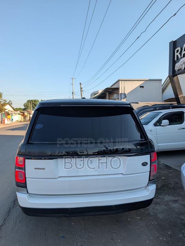 Land Rover Range Rover Vogue 2014 White