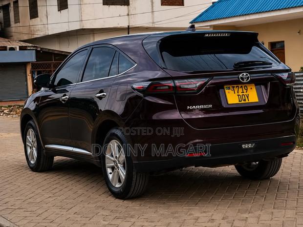 Toyota Harrier 2011 Maroon