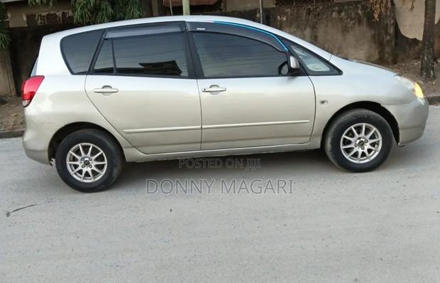 Toyota Corolla Spacio 2004 Silver