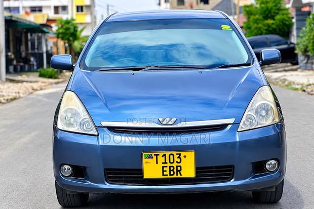 Toyota Wish 2006 Blue