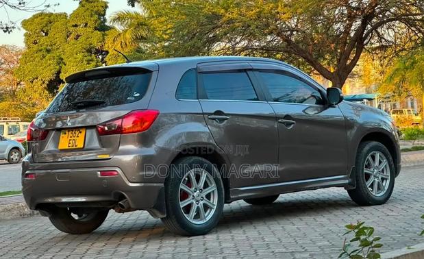 Mitsubishi RVR 2010 Gray