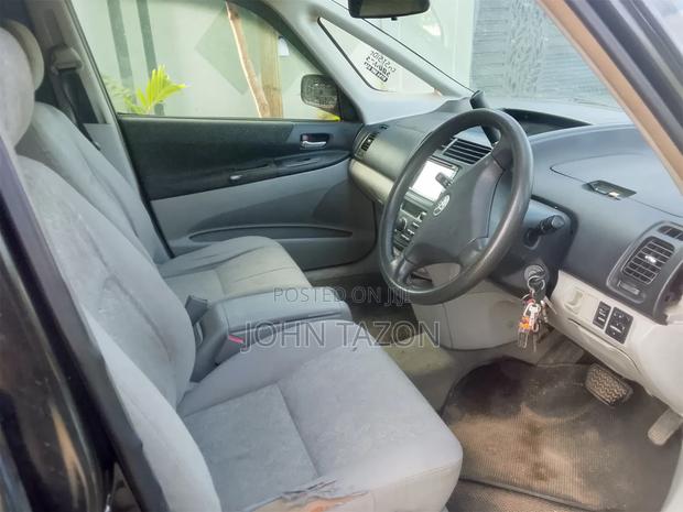 Toyota Opa 2004 Black