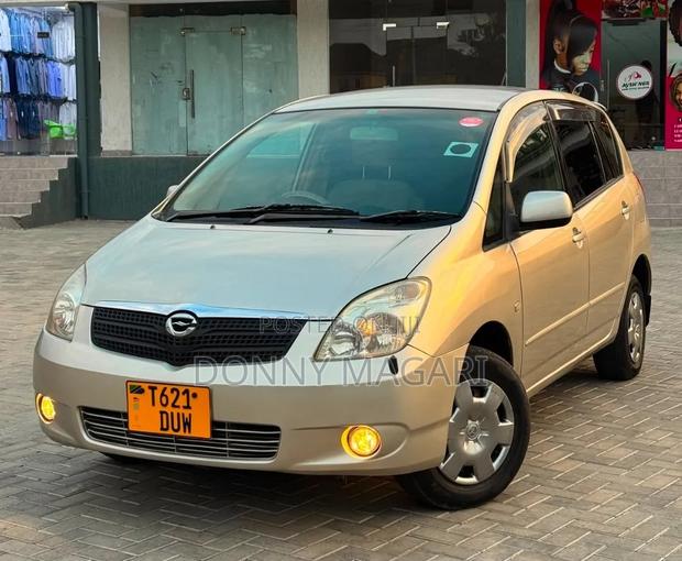Toyota Corolla Spacio 2005 Silver