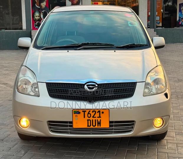 Toyota Corolla Spacio 2005 Silver