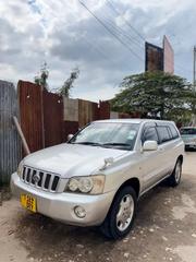 Toyota Kluger 2001 Gold for sale