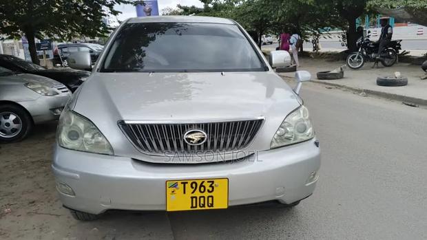 Toyota Harrier 2006 Silver