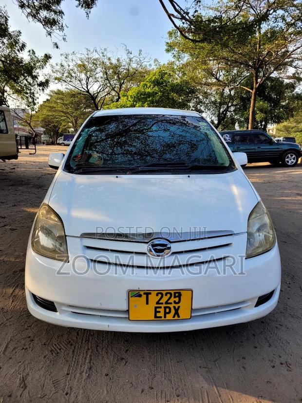 Toyota Corolla Spacio 2006 Pearl