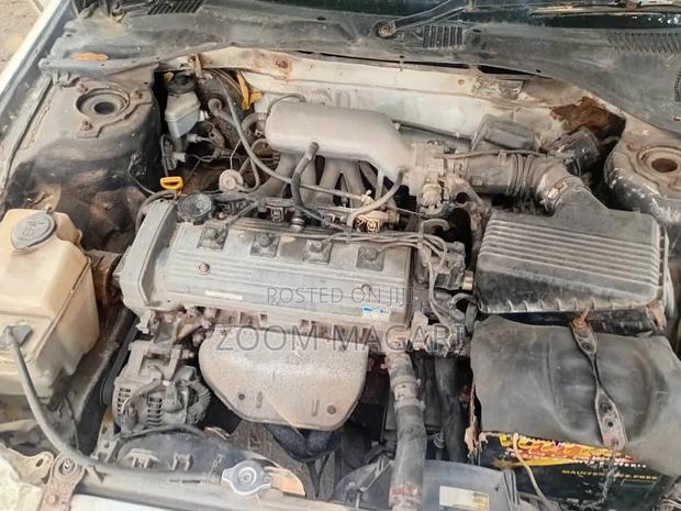 Toyota Carina 1999 White